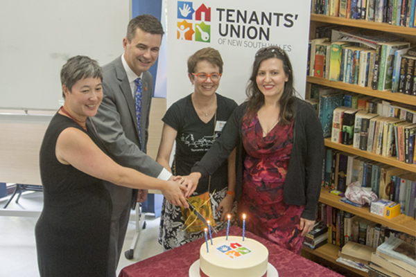 MPs help cut the TU 40th Anniversary cake
